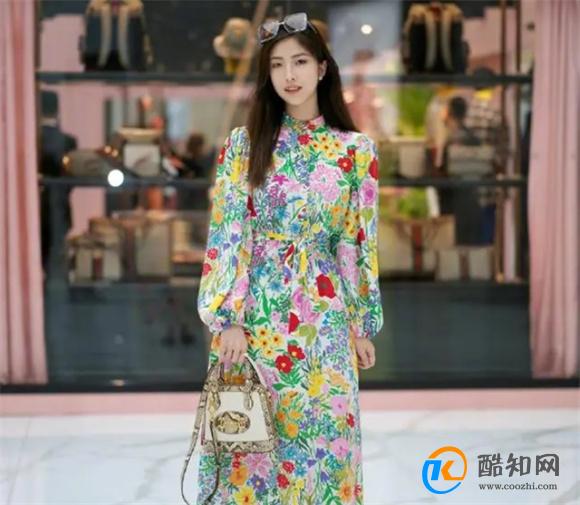 想把“碎花裙”穿得洋气又高级？认清这3个关键点，不出错才好看优质