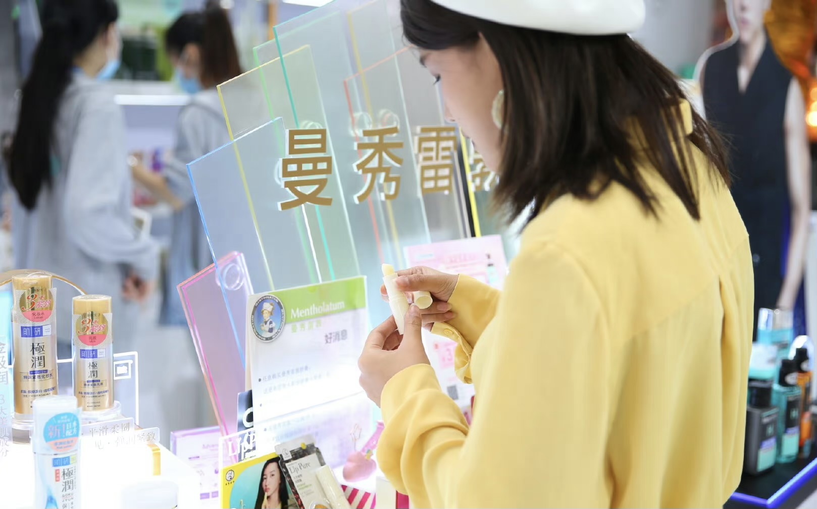 曼秀雷敦跨界卖医用敷料，买唇膏的消费者恐怕不买单